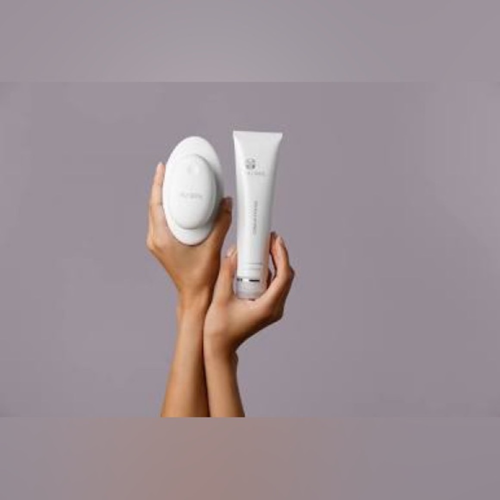COPY - Nu Skin RenuSpa iO. Gel not included